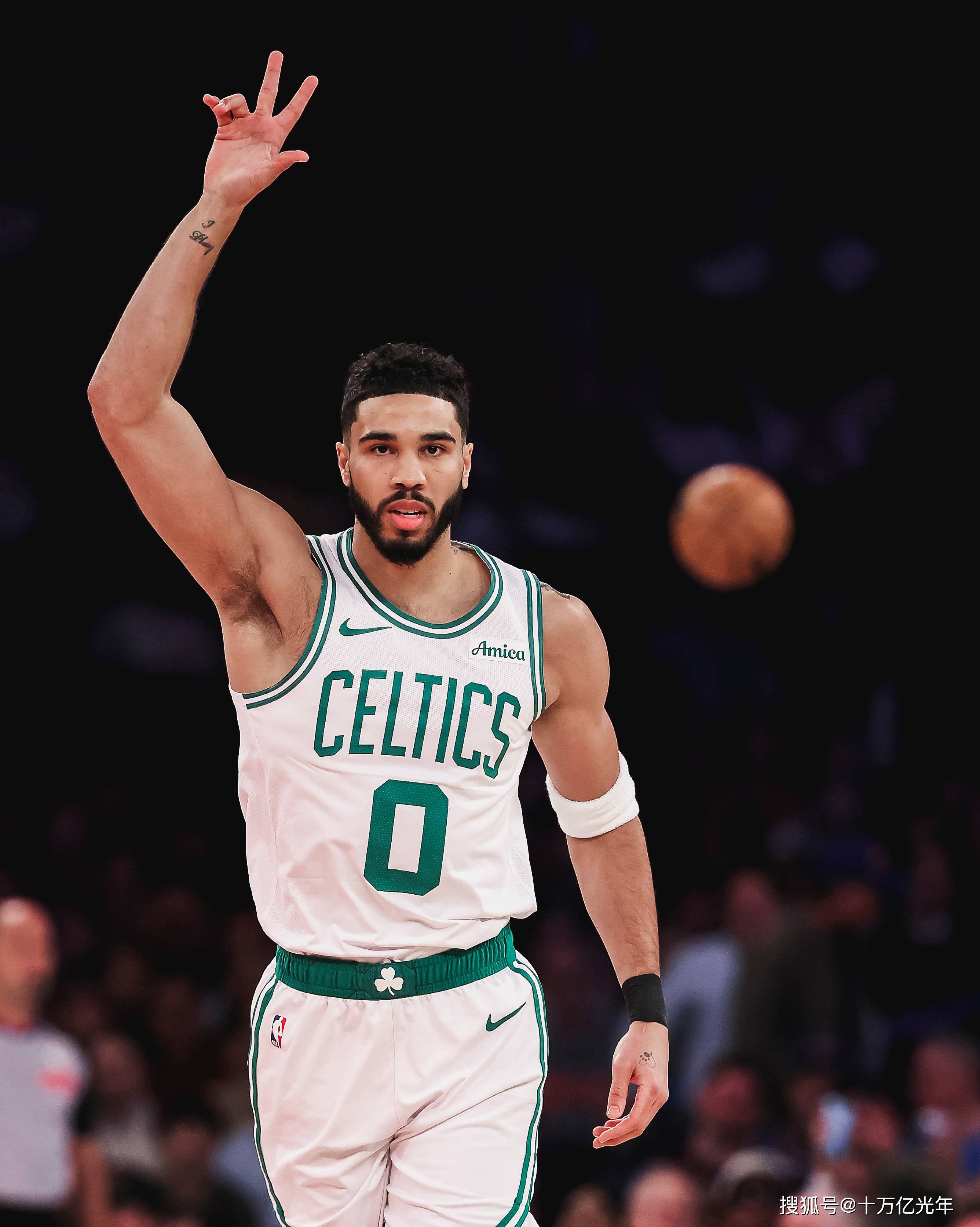 开云体育中国-广东队横扫山东队，塔图姆带队取胜